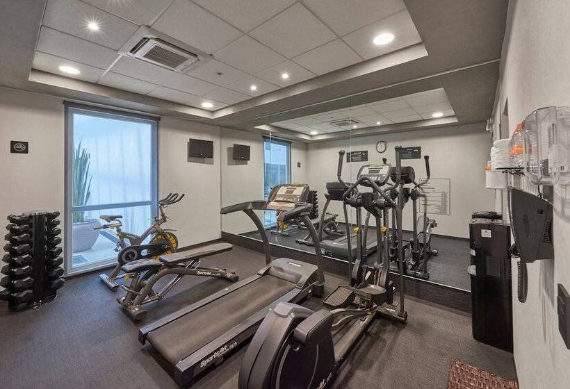 Fotos del hotel City Express Plus Cancun Aeropuerto Riviera:  36