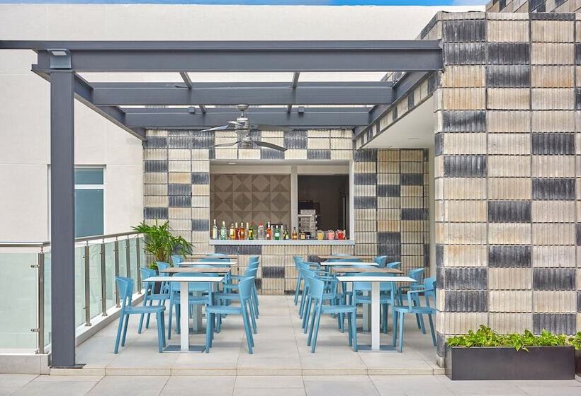 Fotos del hotel City Express Plus Cancun Aeropuerto Riviera:  33