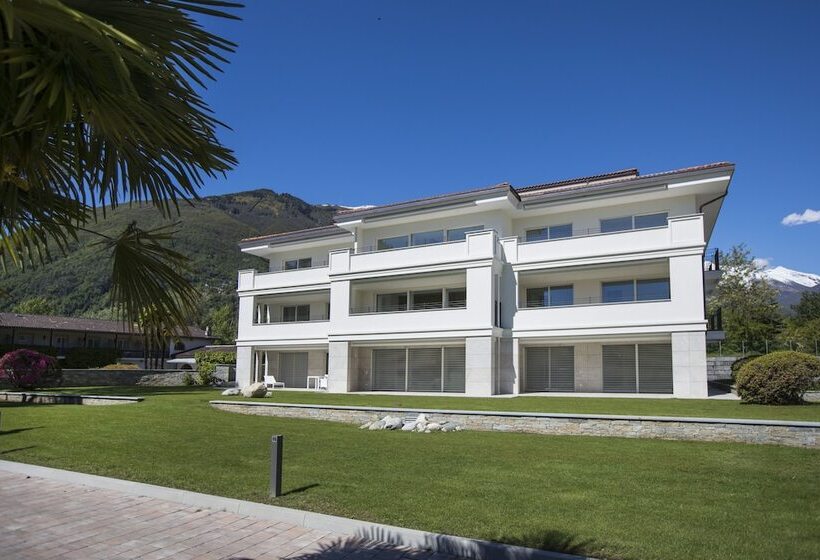هتل Delta Resort Apartments
