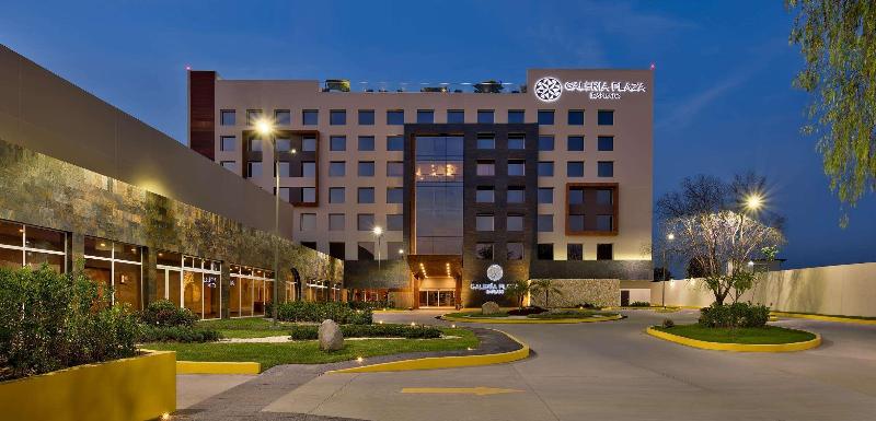 هتل Galeria Plaza Irapuato