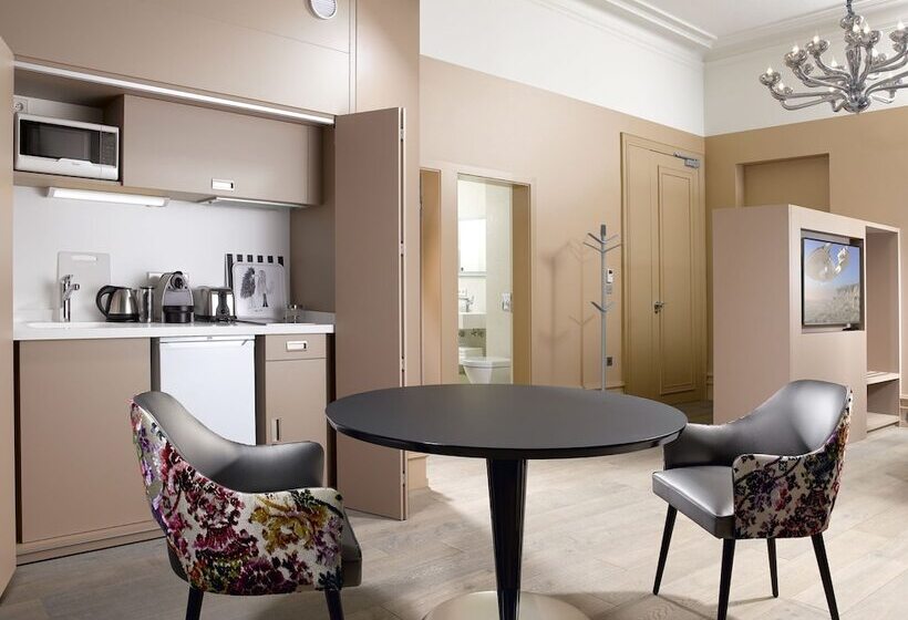 هتل Residence Le Moon