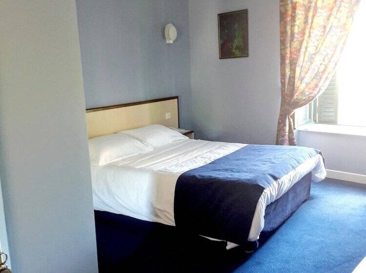 ホテル Logis Hôtel Du Midi