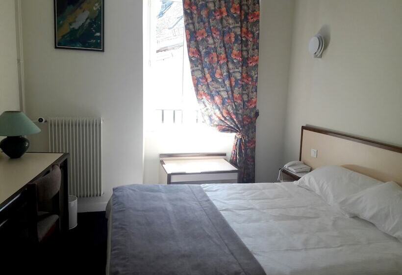 ホテル Logis Hôtel Du Midi