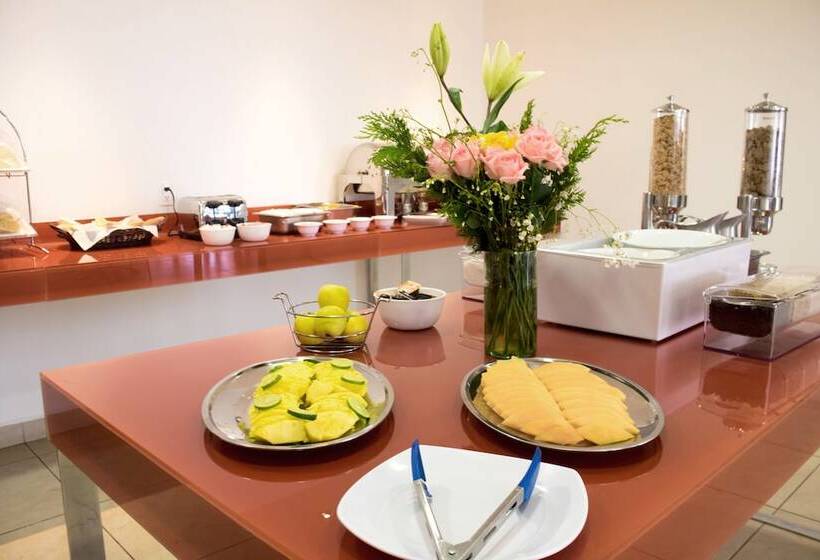 فندق Mision Express Salamanca