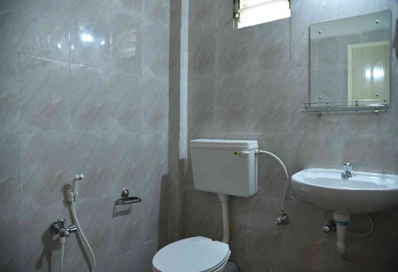 Отель Niki Guest House