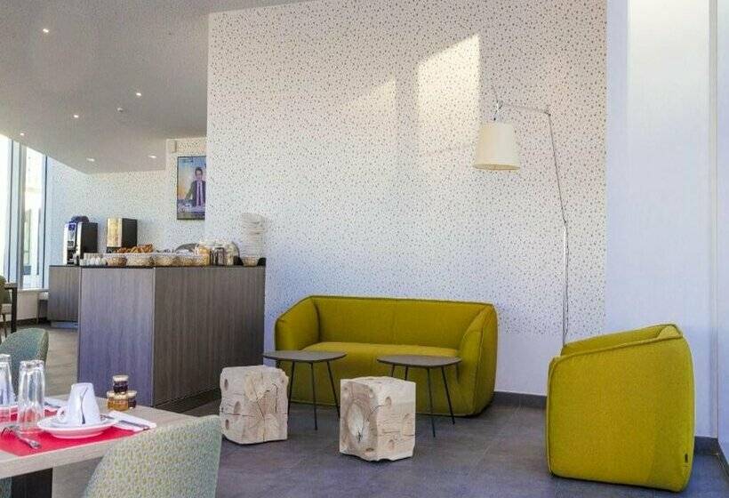 هتل Odalys City Paris XVII