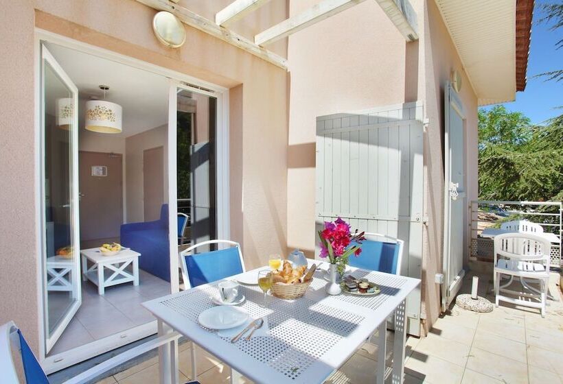 ホテル Residence Odalys Les Oceanides