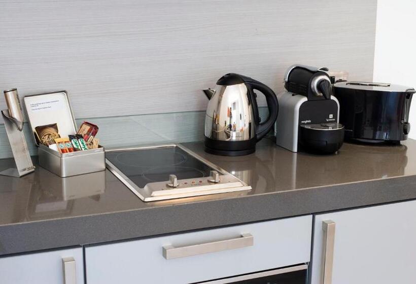 Fotos del hotel Templeton Place By Supercity Aparthotels:  28