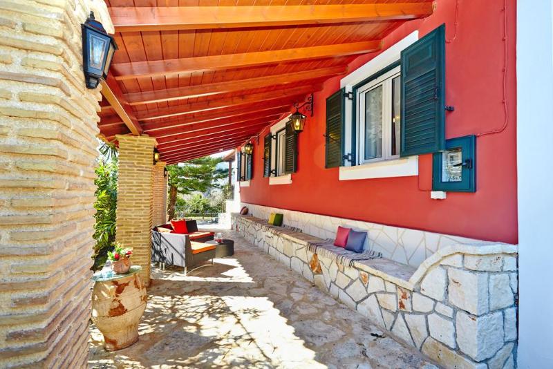 Anemelia  Villa