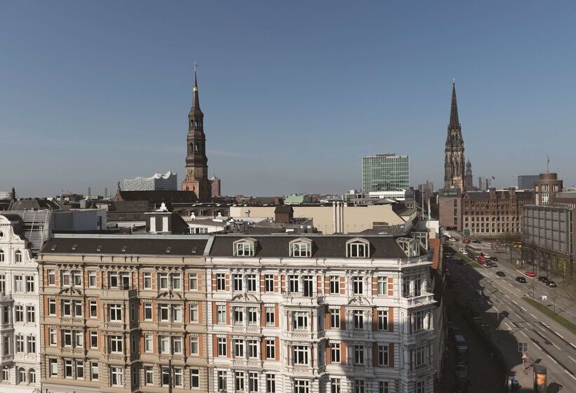 Hotel Adina Apartment  Hamburg Speicherstadt