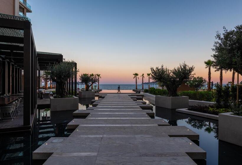 هتل Amara  Sea Your Only View™