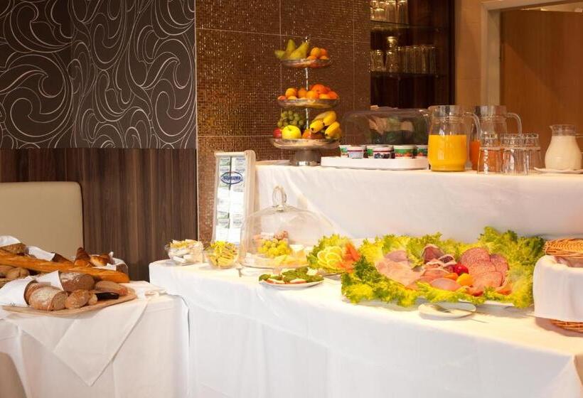 Fotos del hotel Arena An Der Friedberger Warte:  49