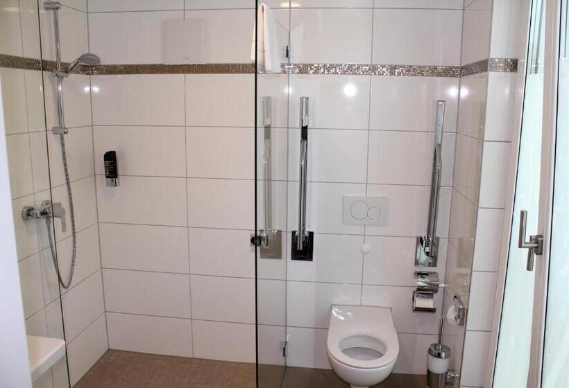 Fotos del hotel Arena An Der Friedberger Warte:  35