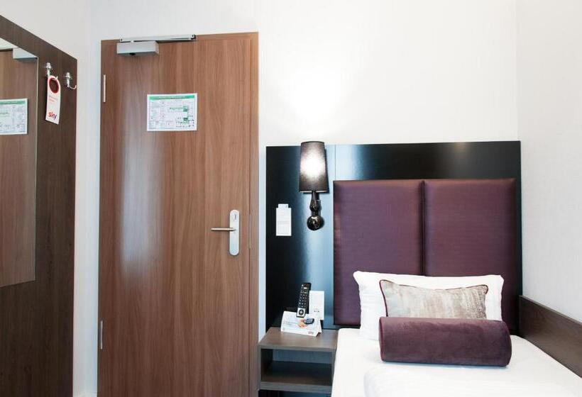 Fotos del hotel Arena An Der Friedberger Warte:  34