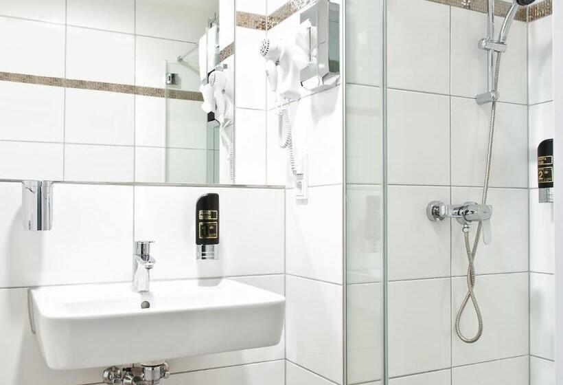 Fotos del hotel Arena An Der Friedberger Warte:  26