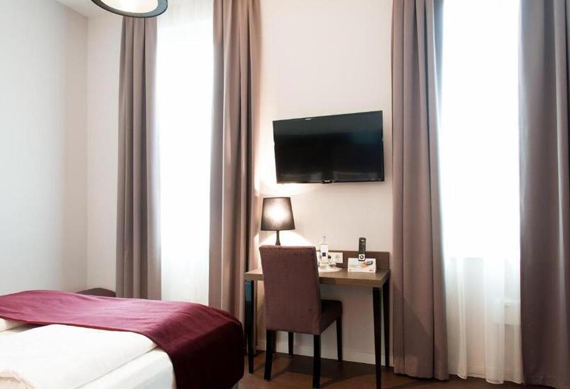 Fotos del hotel Arena An Der Friedberger Warte:  56