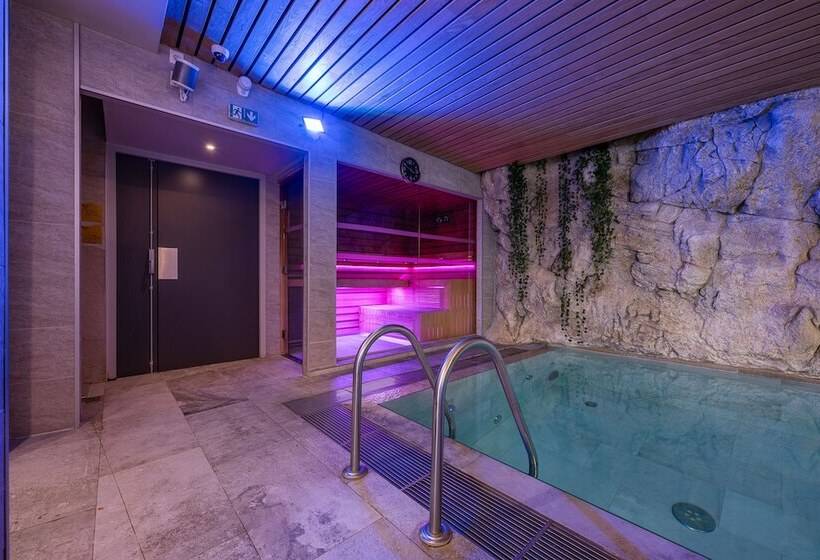 Fotos del hotel Hôtel B55:  33