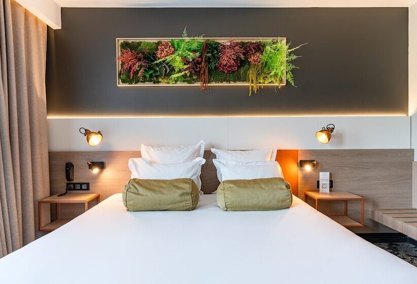 Fotos del hotel Hôtel B55:  8