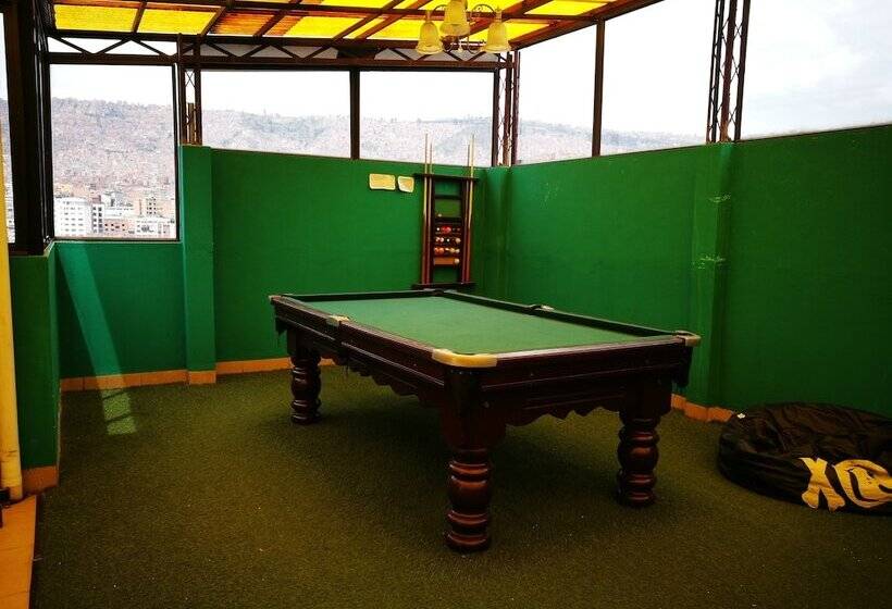 هتل Bolivian Heights Hostel