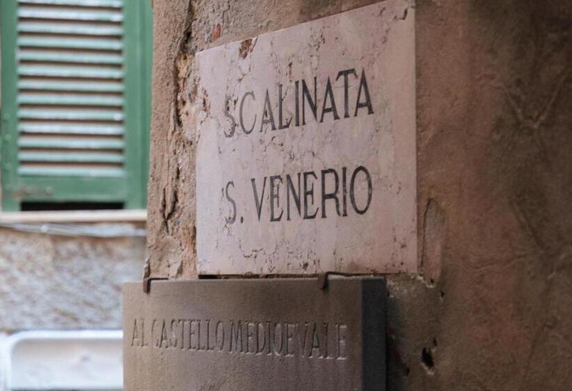 هتل Colonna 24 Luxury Room In Portovenere Near 5 Terre