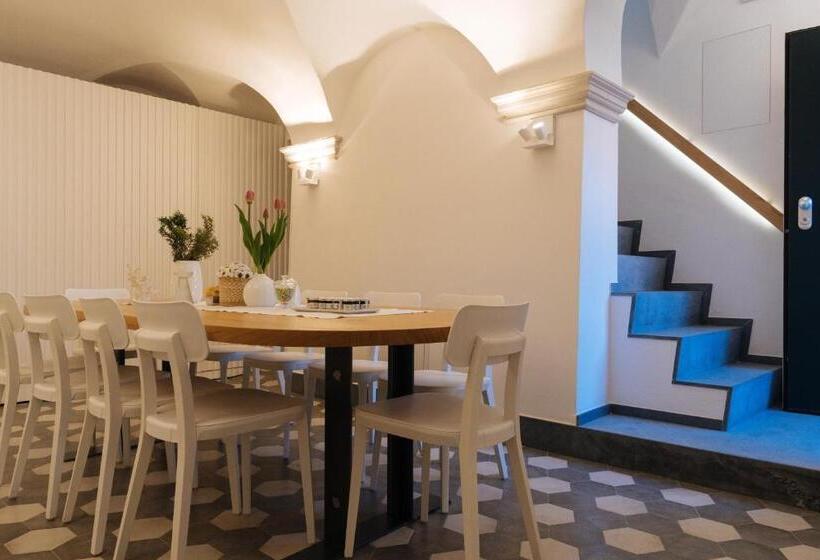 هتل Colonna 24 Luxury Room In Portovenere Near 5 Terre
