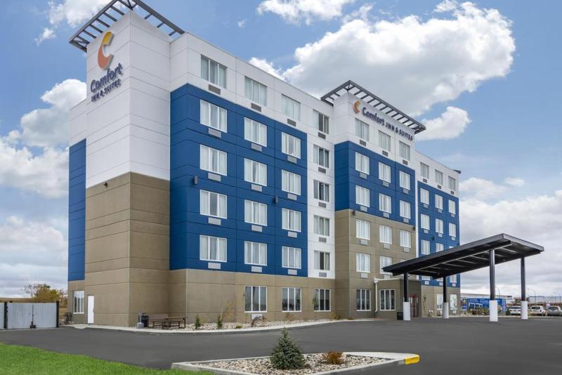 هتل Comfort Inn & Suites