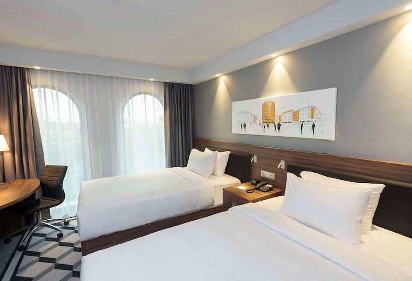 Fotos del hotel Hampton By Hilton Poznan Old Town:  32