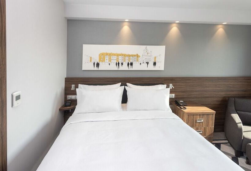 Fotos del hotel Hampton By Hilton Poznan Old Town:  33