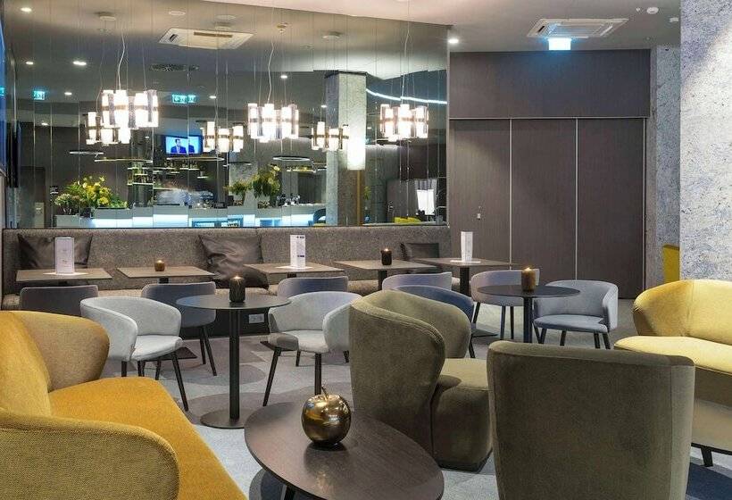 Fotos del hotel Hampton By Hilton Poznan Old Town:  35