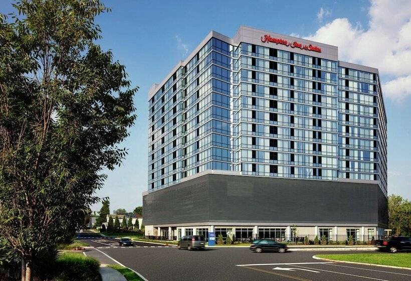 호텔 Hampton Inn & Suites Teaneck Glenpointe