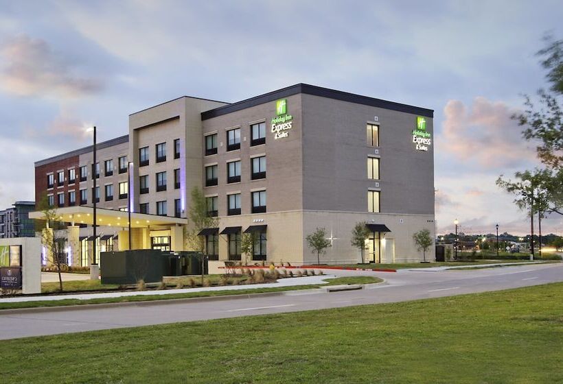 هتل Holiday Inn Express And Suites Frisco Nw