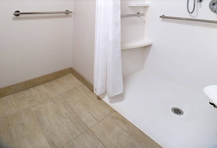 בית מלון כפרי Holiday Inn Express & Suites   Ottumwa, An Ihg