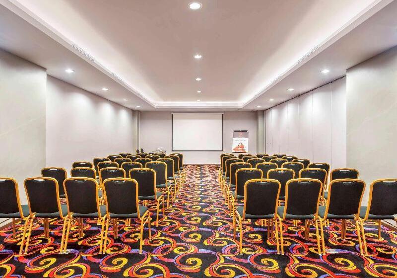 هتل Ibis Pontianak City Center