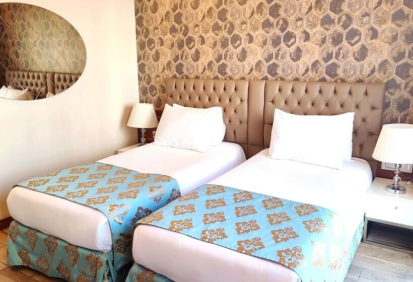 Fotos del hotel Old Port:  6