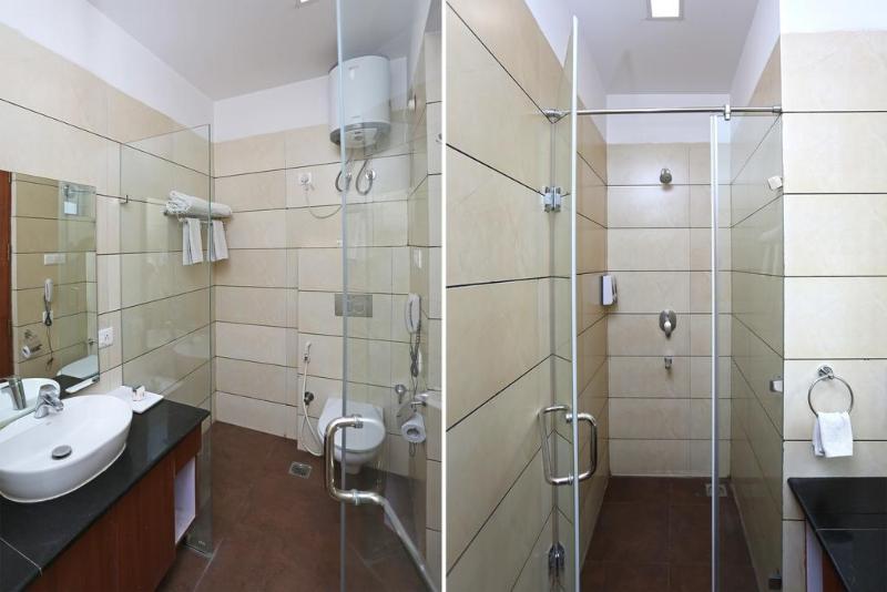 Отель Oyo Townhouse 050 Mayfield Garden