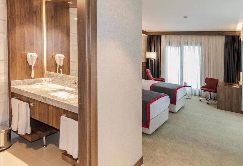 Fotos del hotel Ramada Beylikduzu:  29