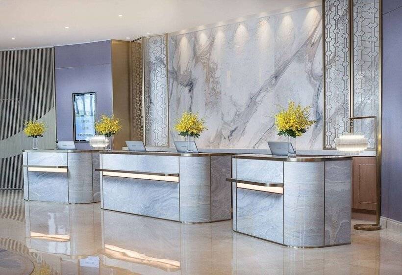 هتل Ramada Plaza Fuxian Lake