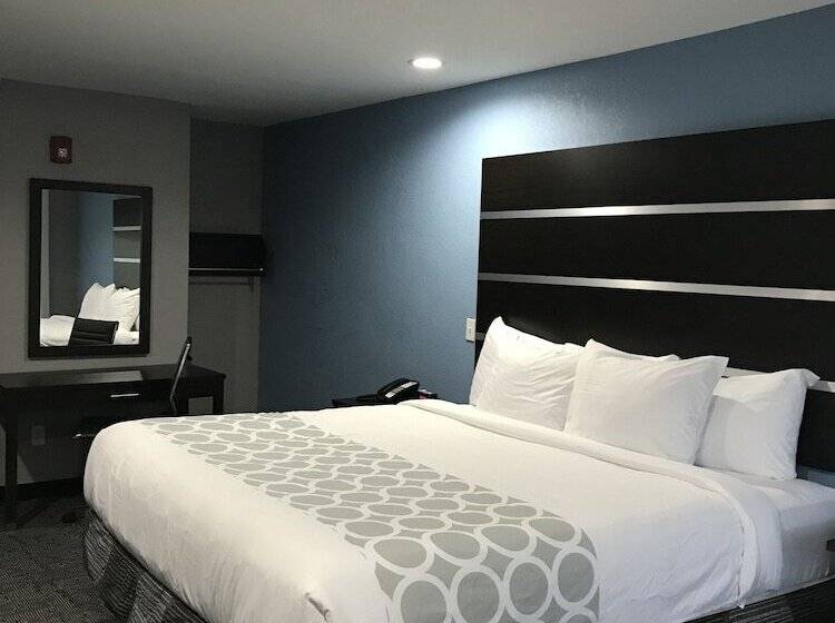 هتل Rodeway Inn South