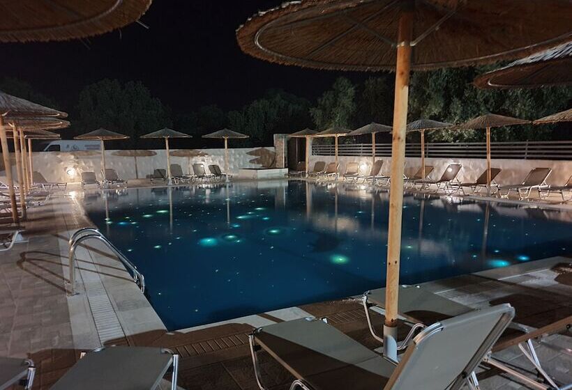 هتل Saint George Resort