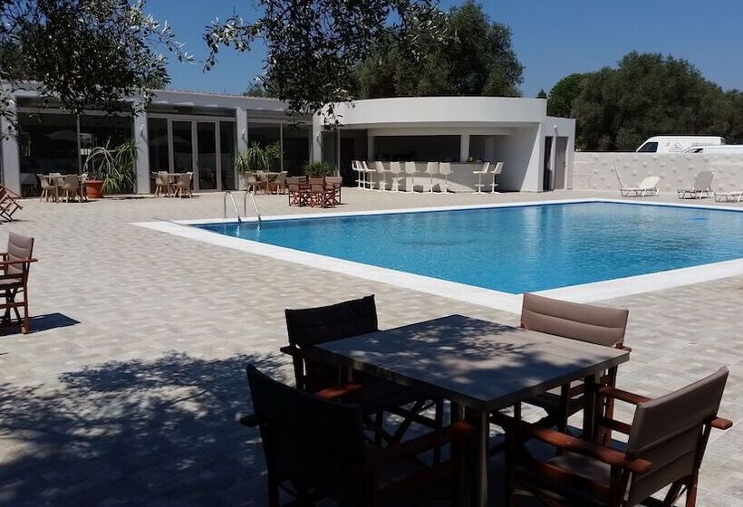 هتل Saint George Resort