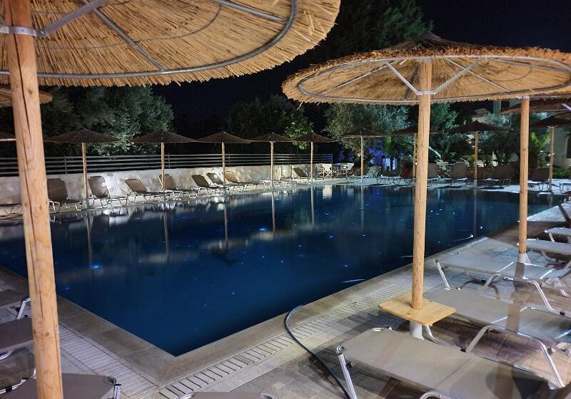 هتل Saint George Resort