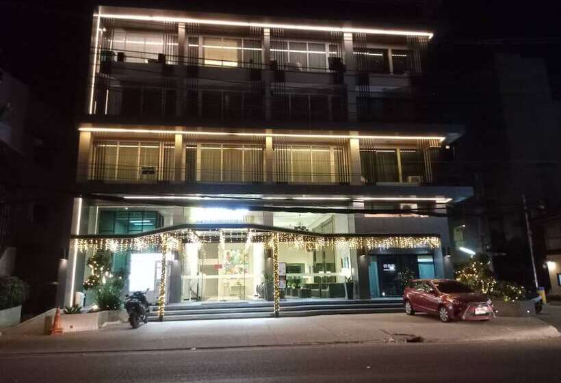 هتل Patong Bay Residence