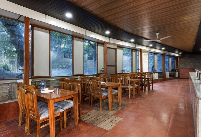 هتل Treebo Olive Lake View Inn June Estate Bhimtal