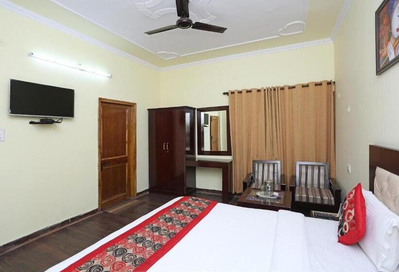 هتل Treebo Olive Lake View Inn June Estate Bhimtal
