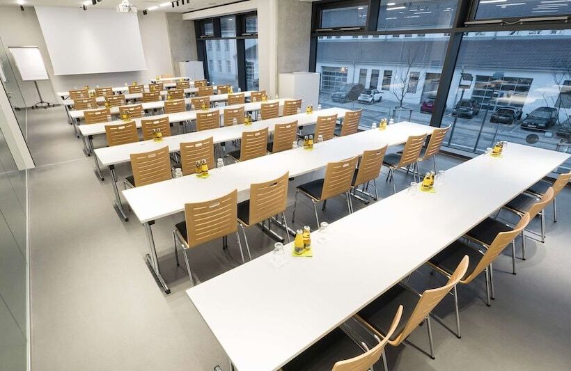 V8 Hotel Motorworld Region Stuttgart