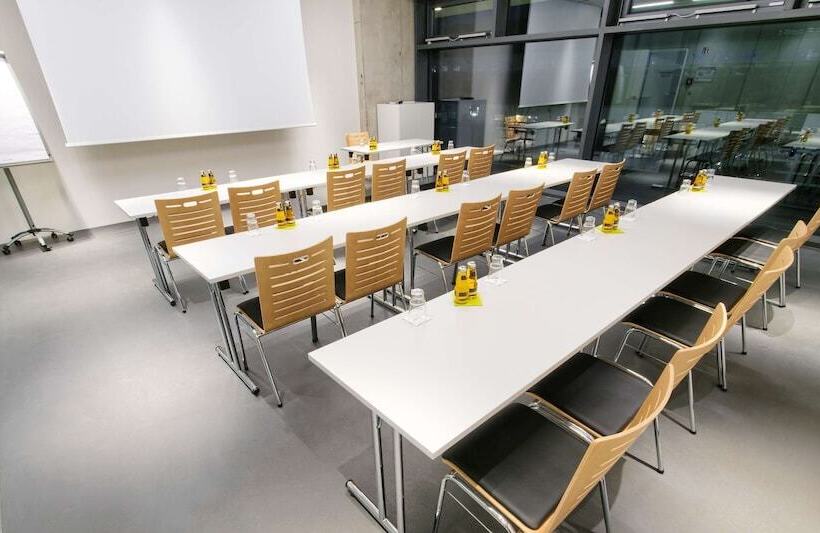 V8 Hotel Motorworld Region Stuttgart