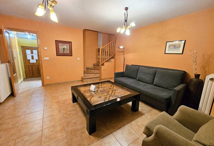 Apartamentos Ciudadela de Jaca 3000