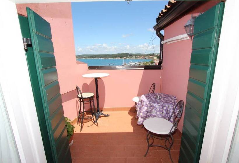 Apartments Milkana