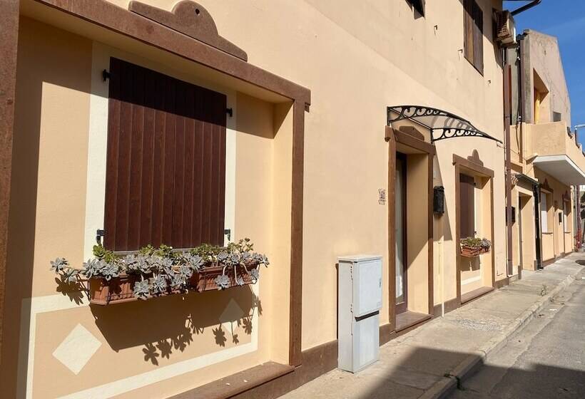 مبيت وإفطار Concas Apartament