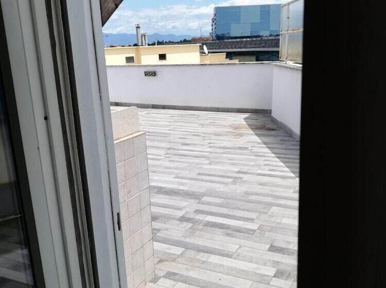 مسافرخانه Relais Tiburtina